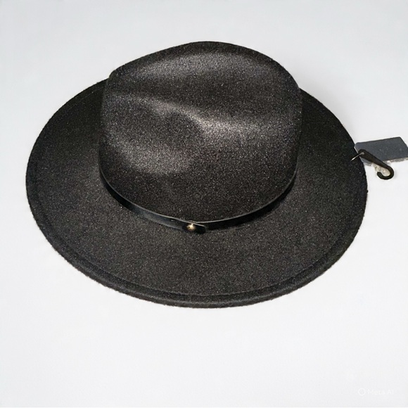 Melrose and Market Black Hat - Picture 1 of 3